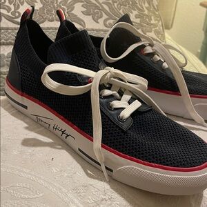 Tommy Hilfiger women’s Navy and White Sneakers
